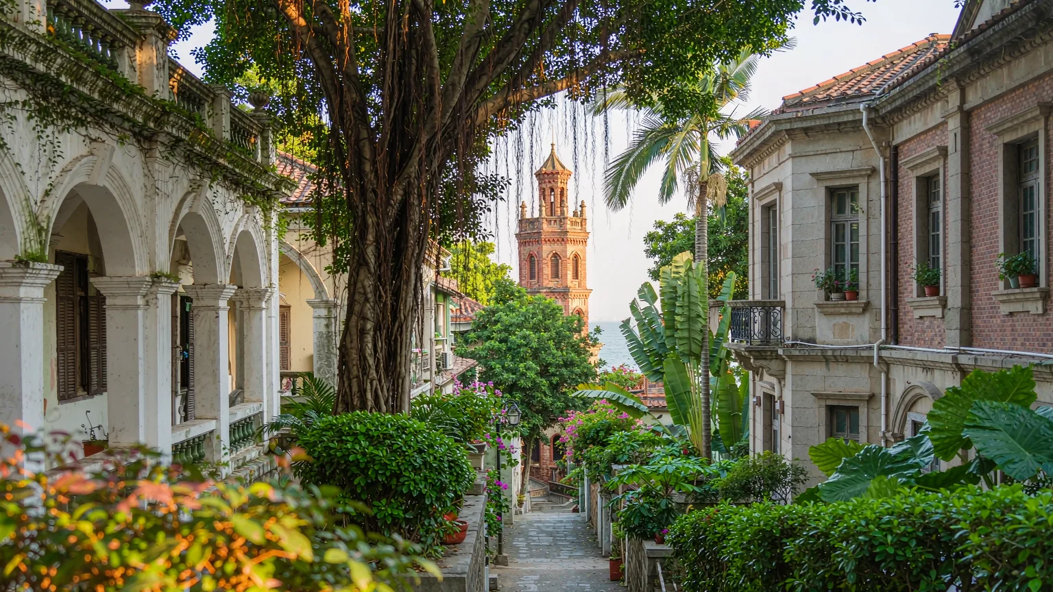 Colonial villas and subtropical gardens on a quiet lane in Gulangyu