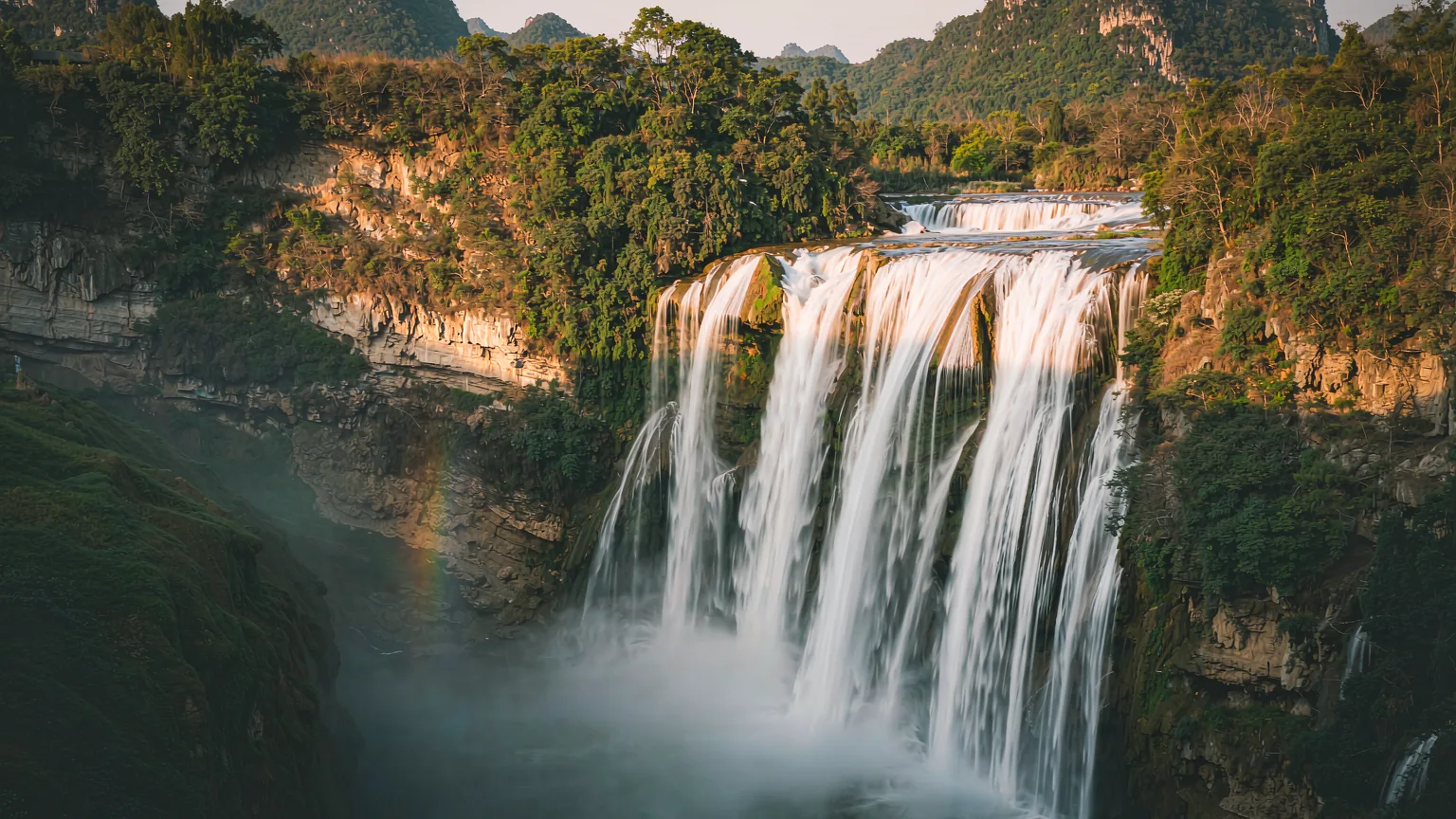 Huangguoshu Waterfall