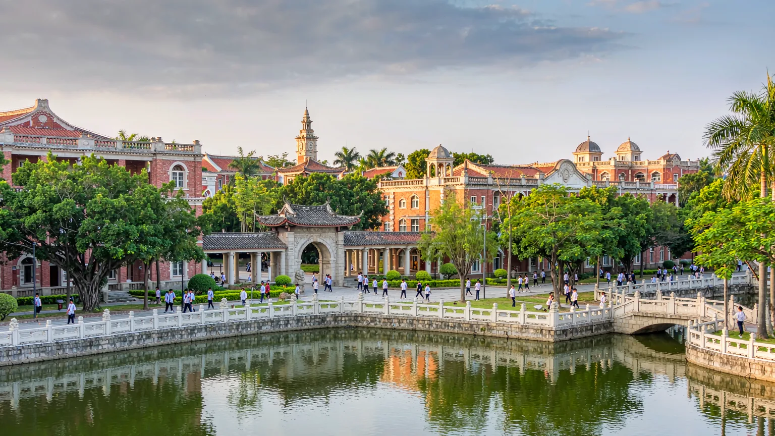 Panoramic view of Jimei campus with Dragon Boat Pool and mixed architecture