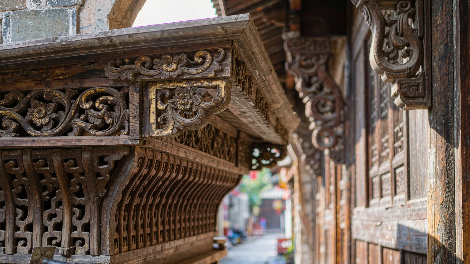 Detailed woodcarving on a Hui-style shopfront in Tunxi Old Street