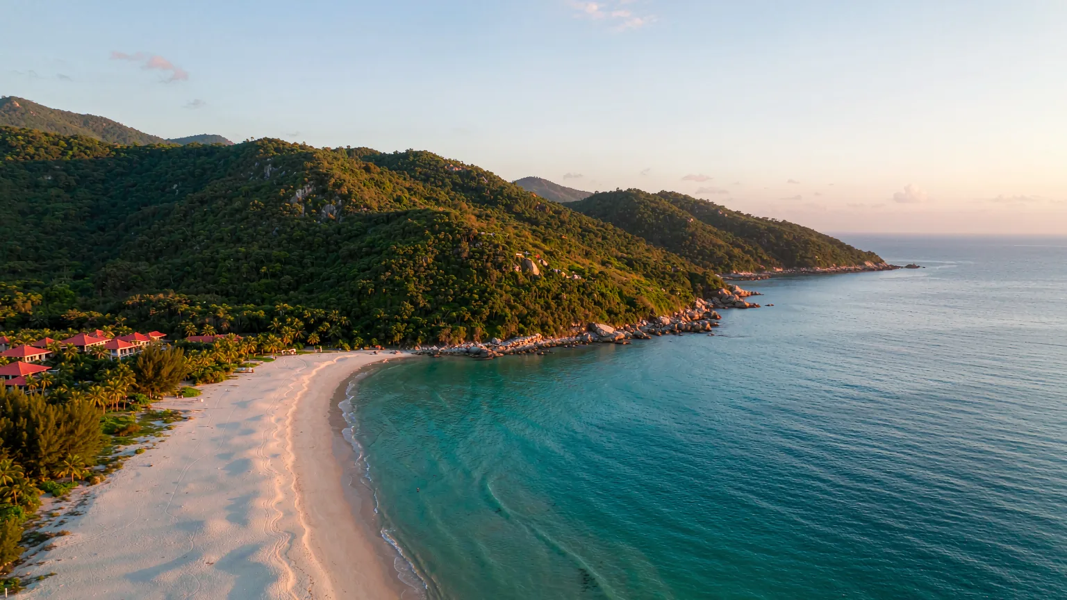 Yalong Bay