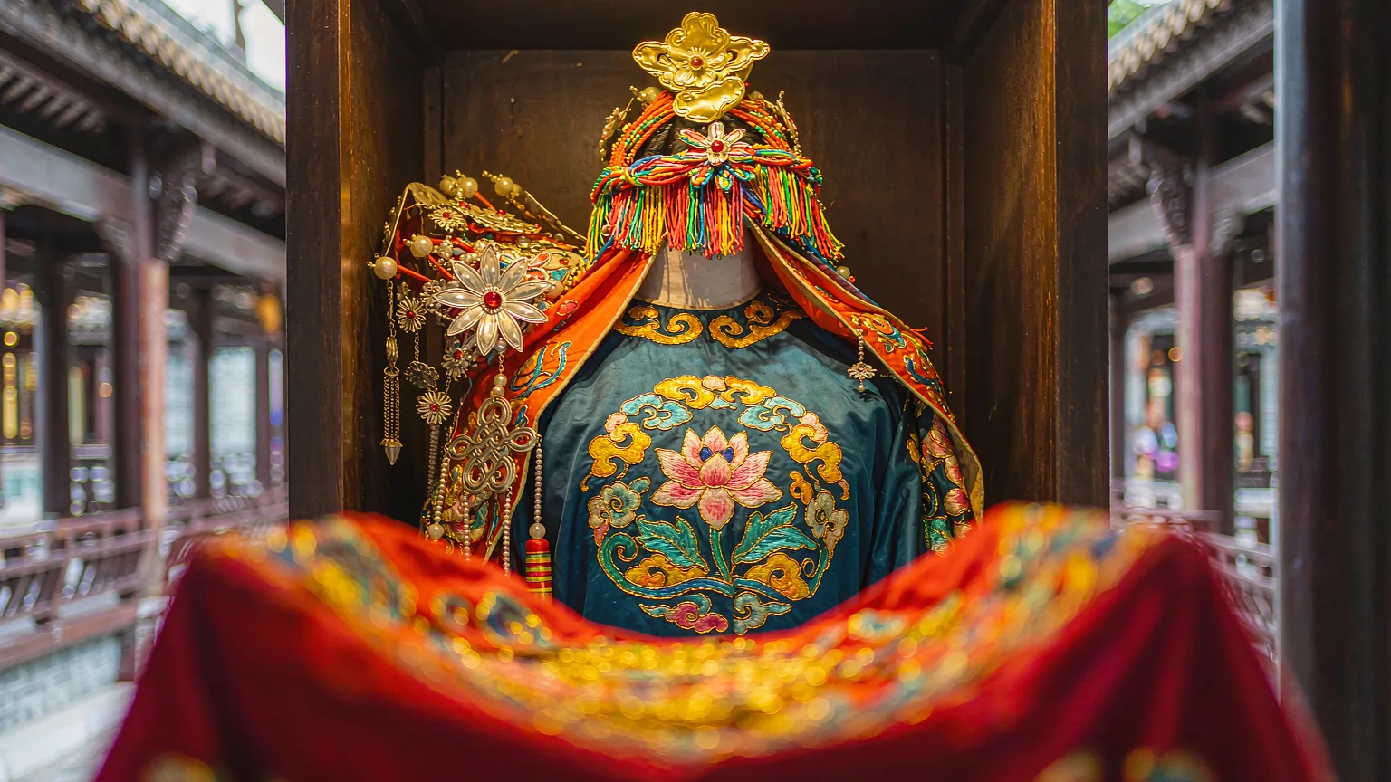 Close-up of Cantonese opera costume embroidery in Yongqingfang, Guangzhou