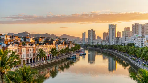 Haikou City Essence Private Day Tour: Qilou Old Street, Volcanic Geopark & Holiday Beach