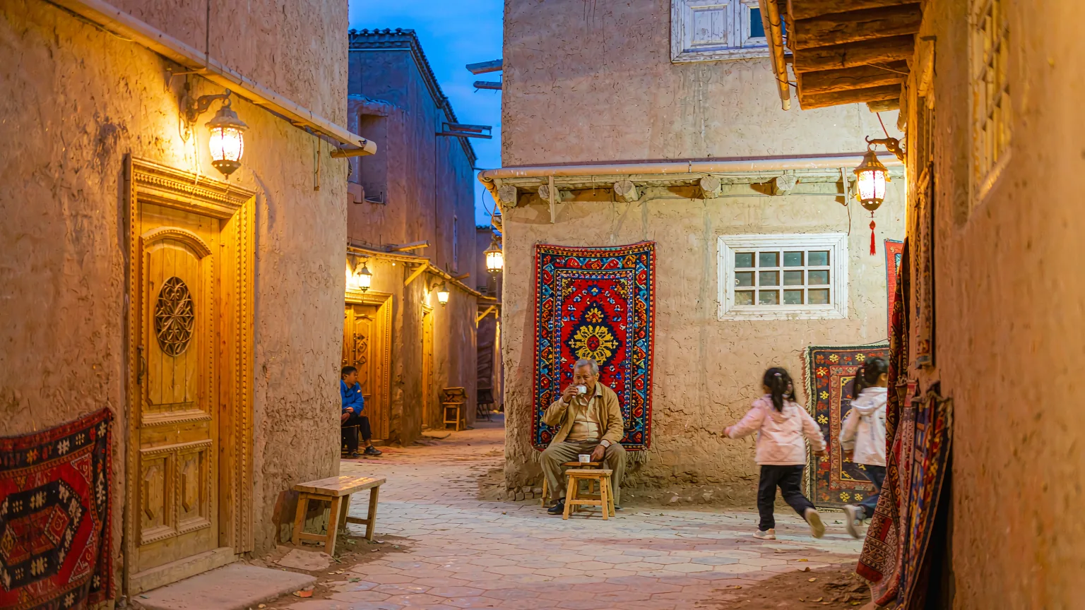 Tour a piedi di mezza giornata nel centro storico di Kashgar: labirinto vivente della cultura uigura