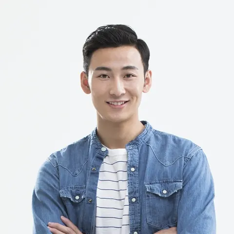 Ryan — English, Thai and Japanese speaking guide