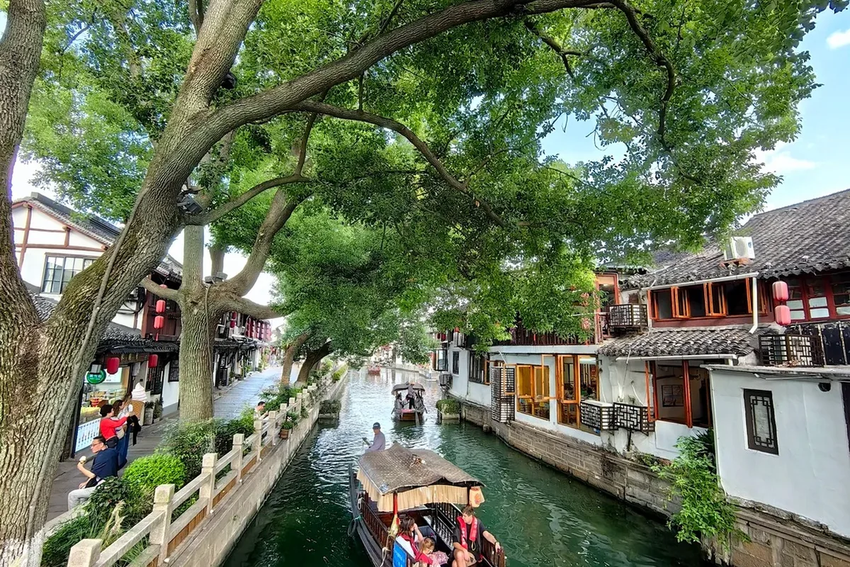 An incredible panoramic journey through China